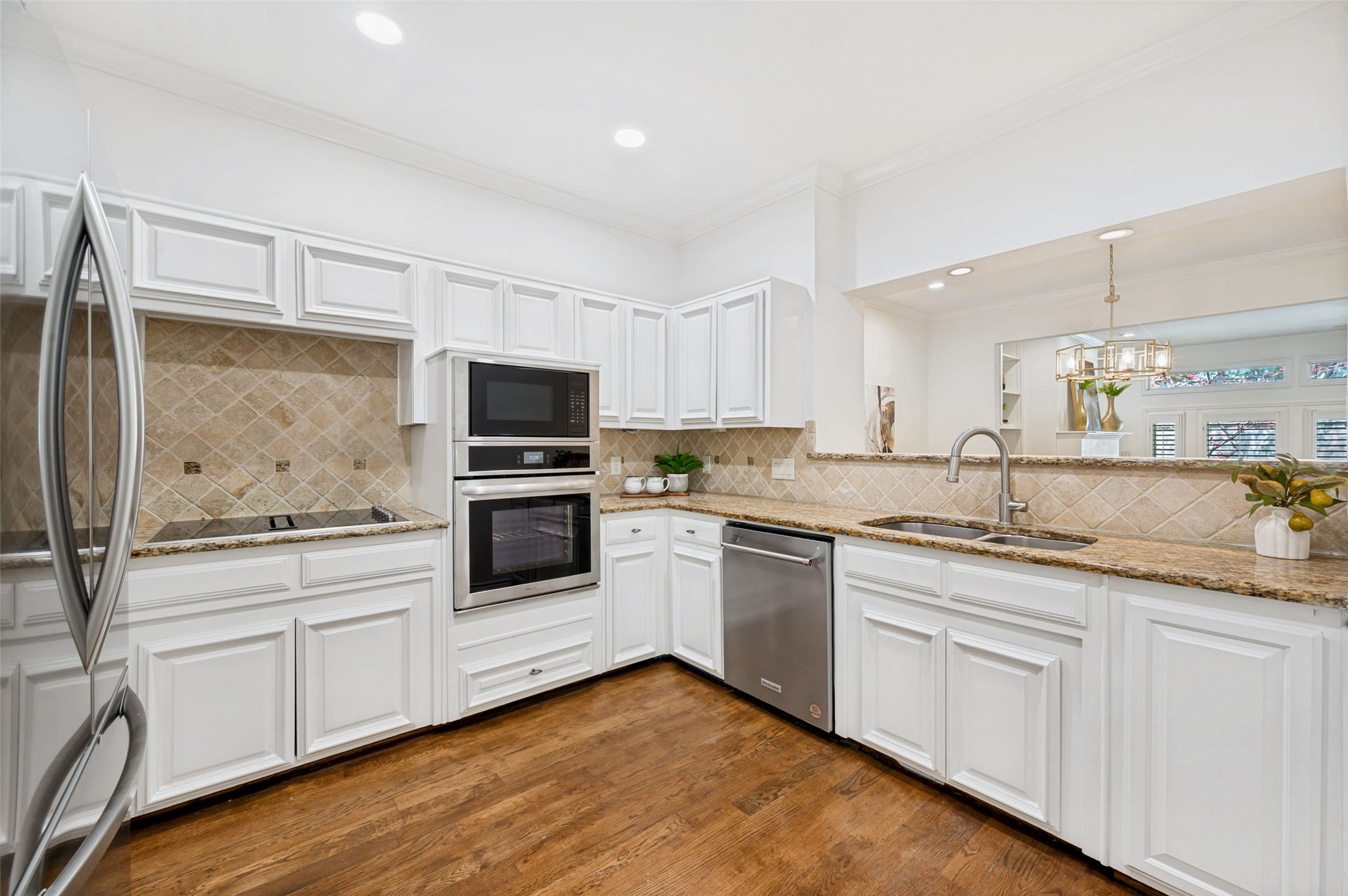 4113 Woodcreek Drive Dallas TX 75220