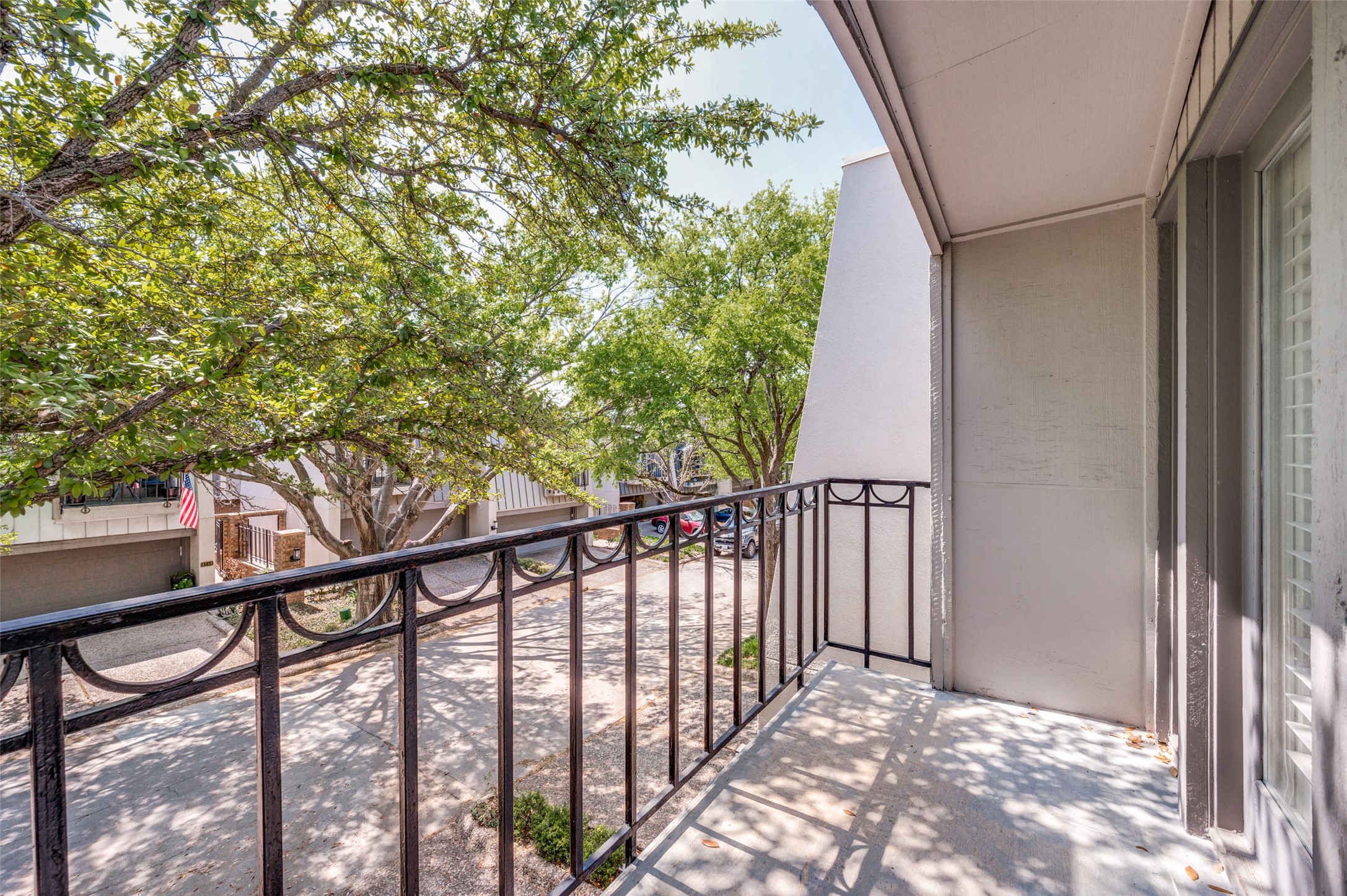 4113 Woodcreek Drive Dallas TX 75220