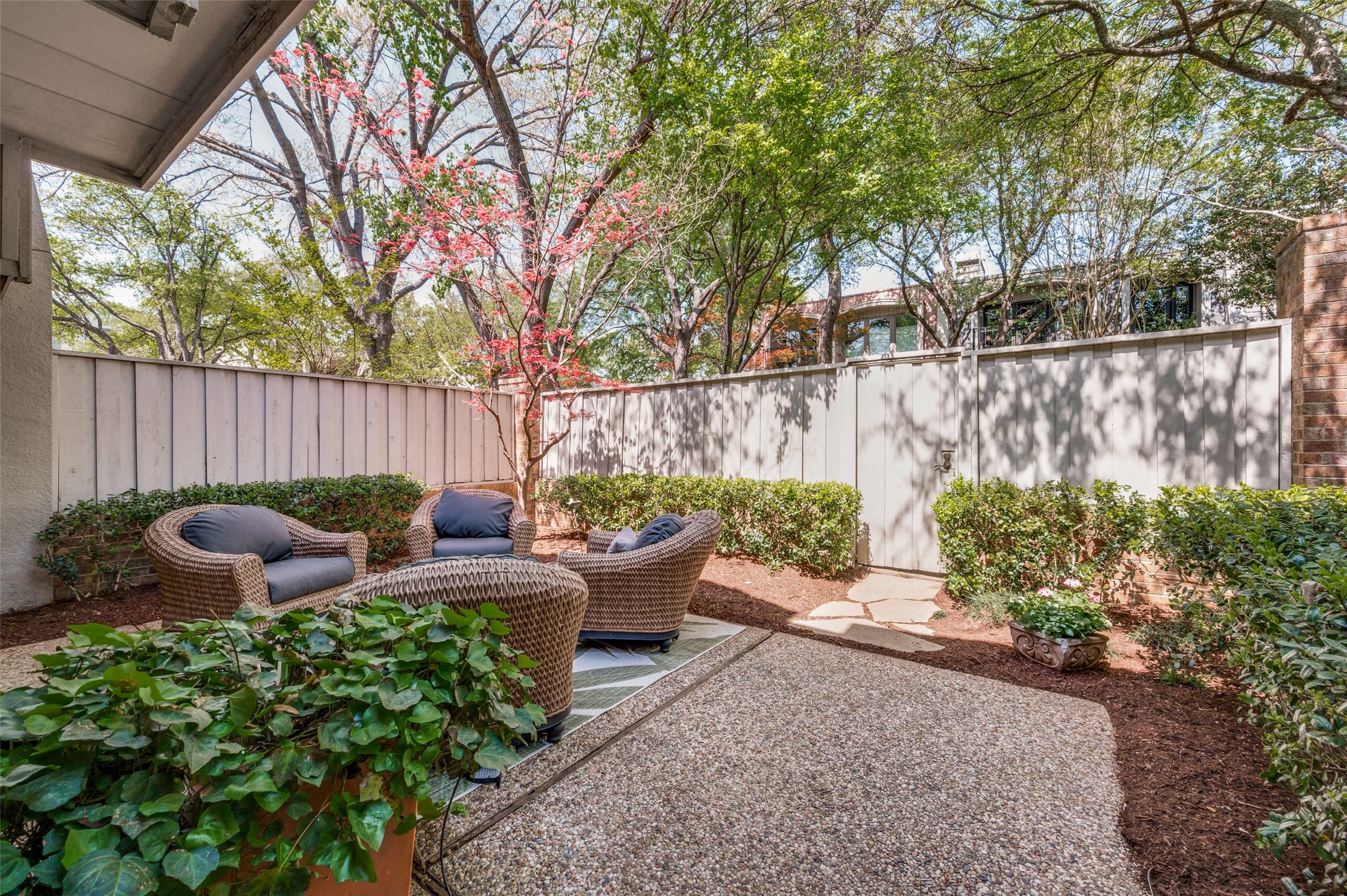 4113 Woodcreek Drive Dallas TX 75220