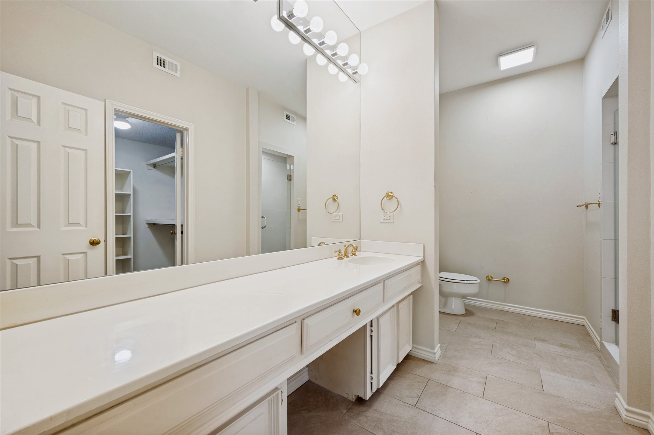 4113 Woodcreek Drive Dallas TX 75220