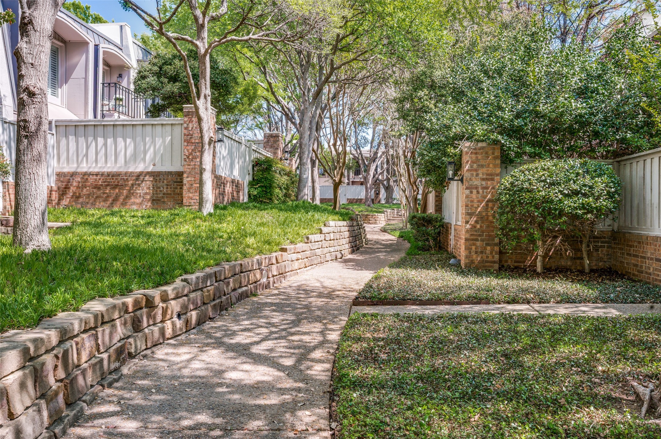 4113 Woodcreek Drive Dallas TX 75220