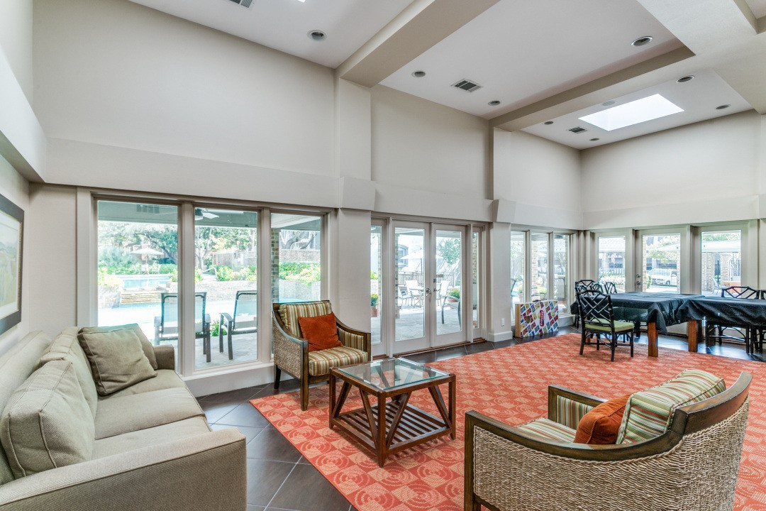 4113 Woodcreek Drive Dallas TX 75220