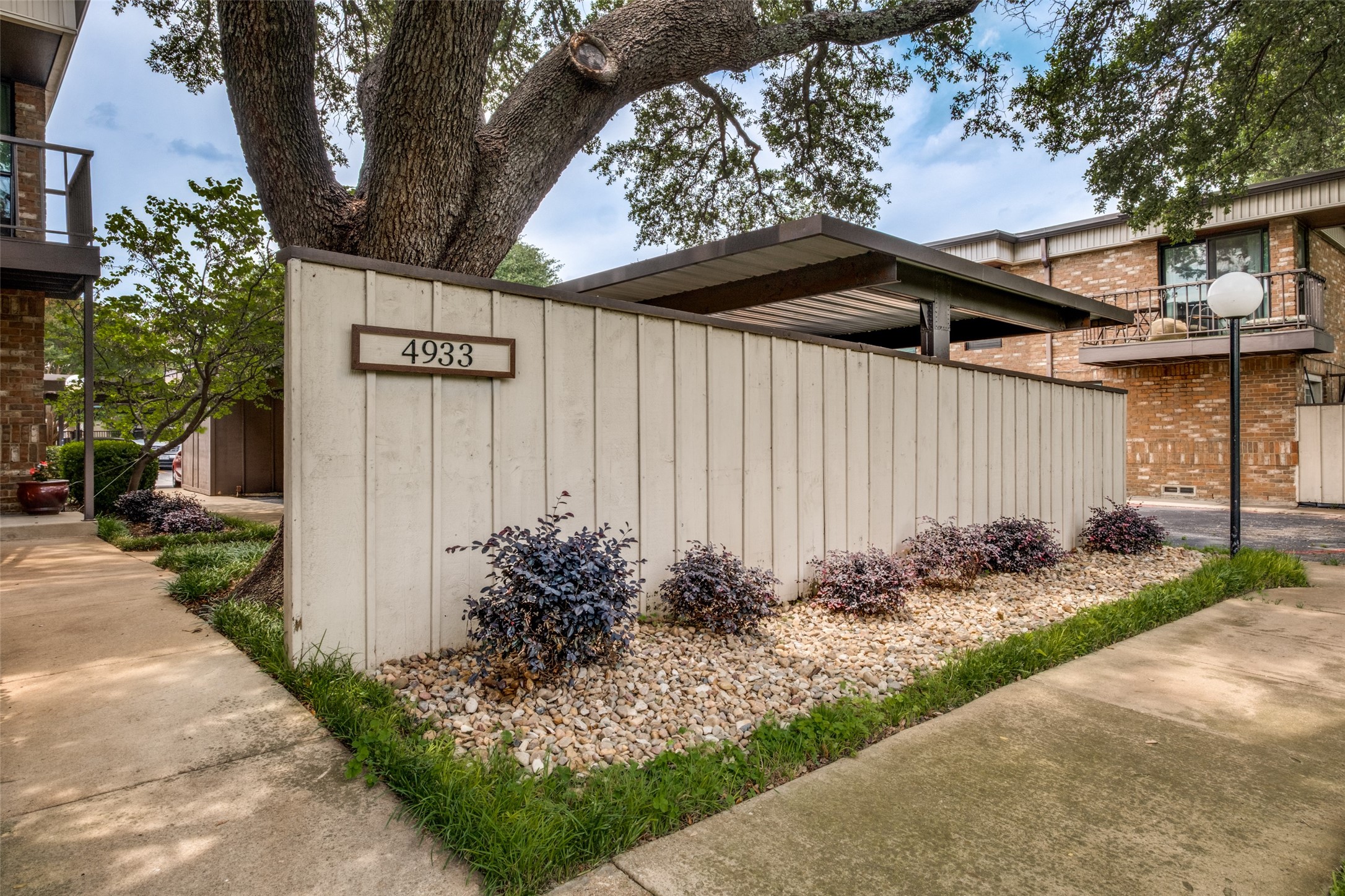 4933 Skillman Street Dallas TX 75206