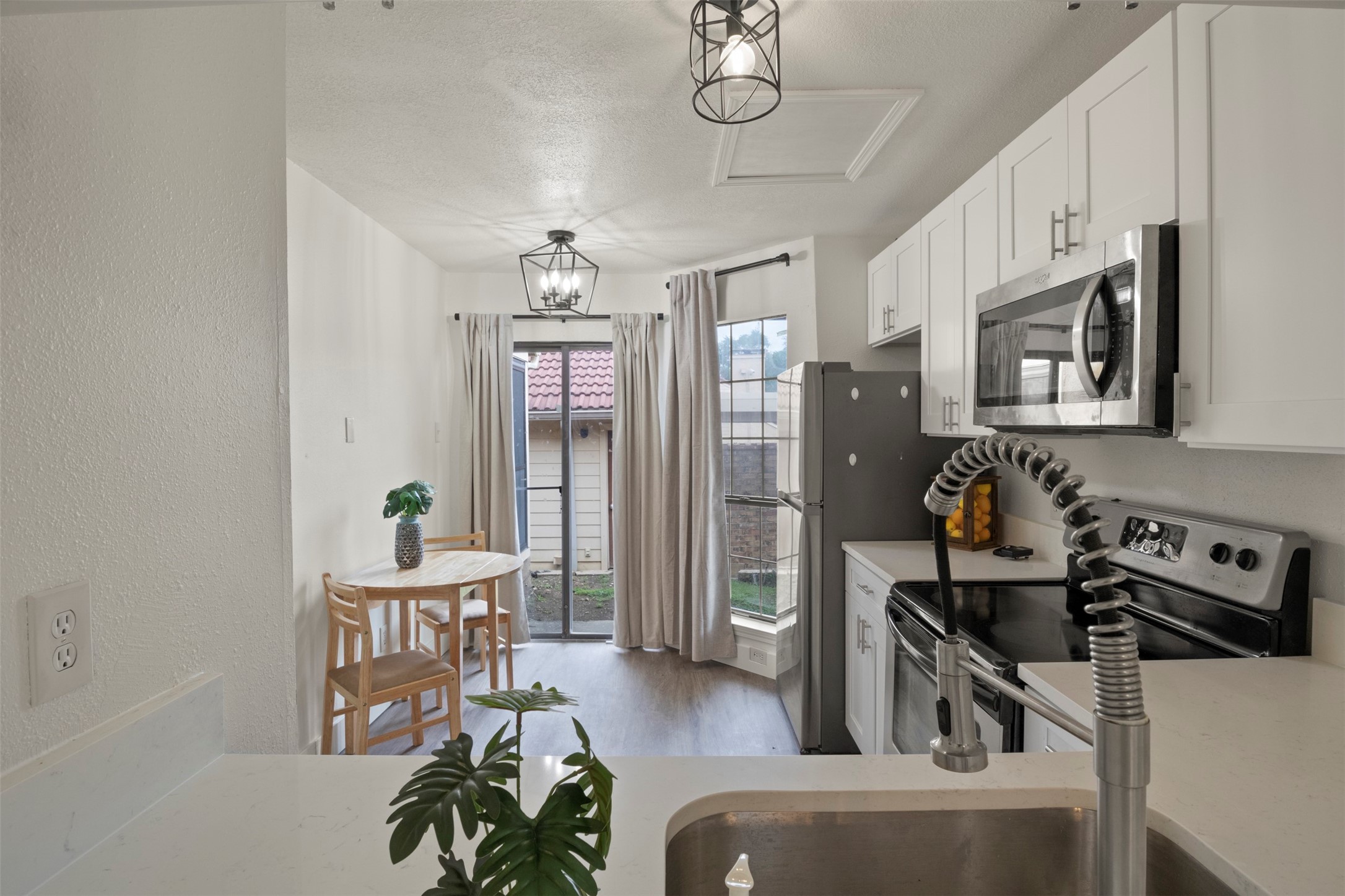 2634 Encina Irving TX 75038