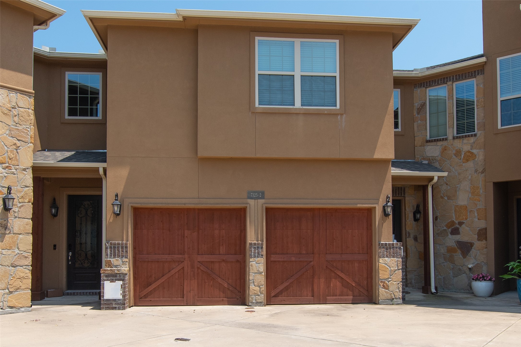 7325 Venice Drive Grand Prairie TX 75054