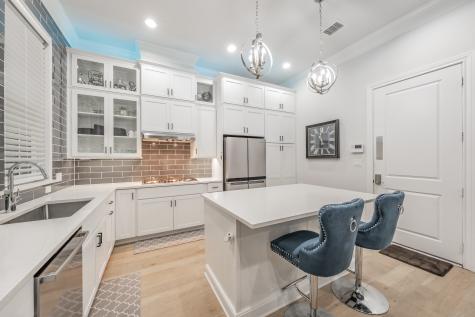 7333 Valley View Lane Dallas TX 75240