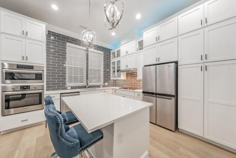 7333 Valley View Lane Dallas TX 75240