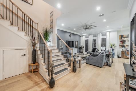 7333 Valley View Lane Dallas TX 75240