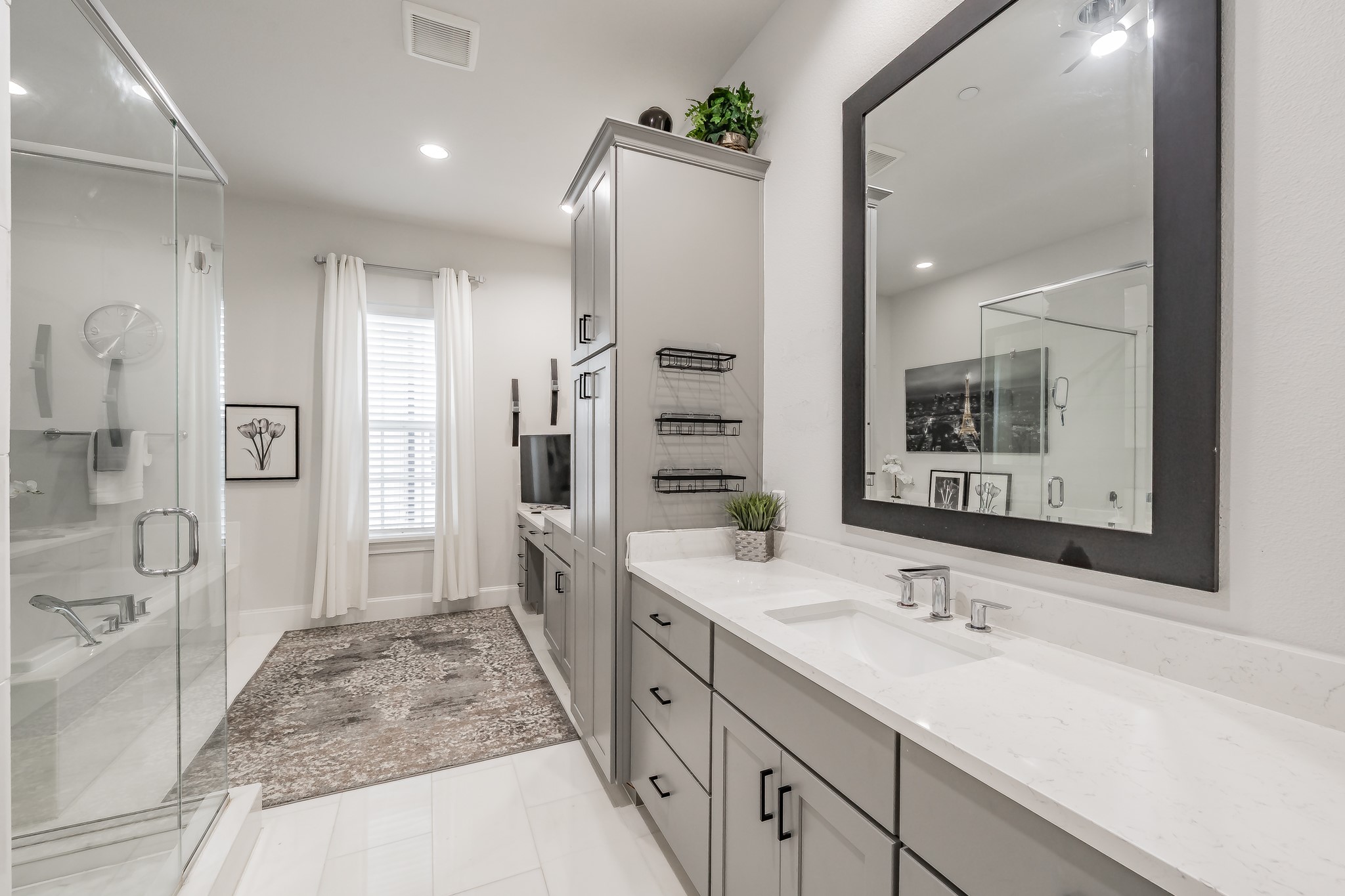 7333 Valley View Lane Dallas TX 75240