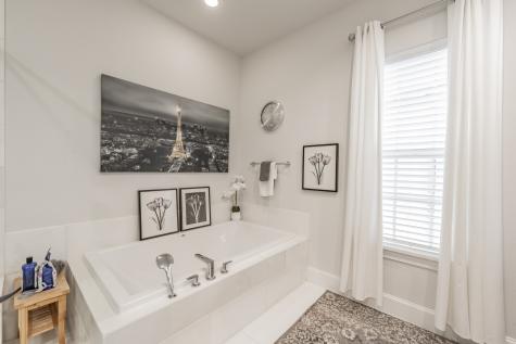 7333 Valley View Lane Dallas TX 75240