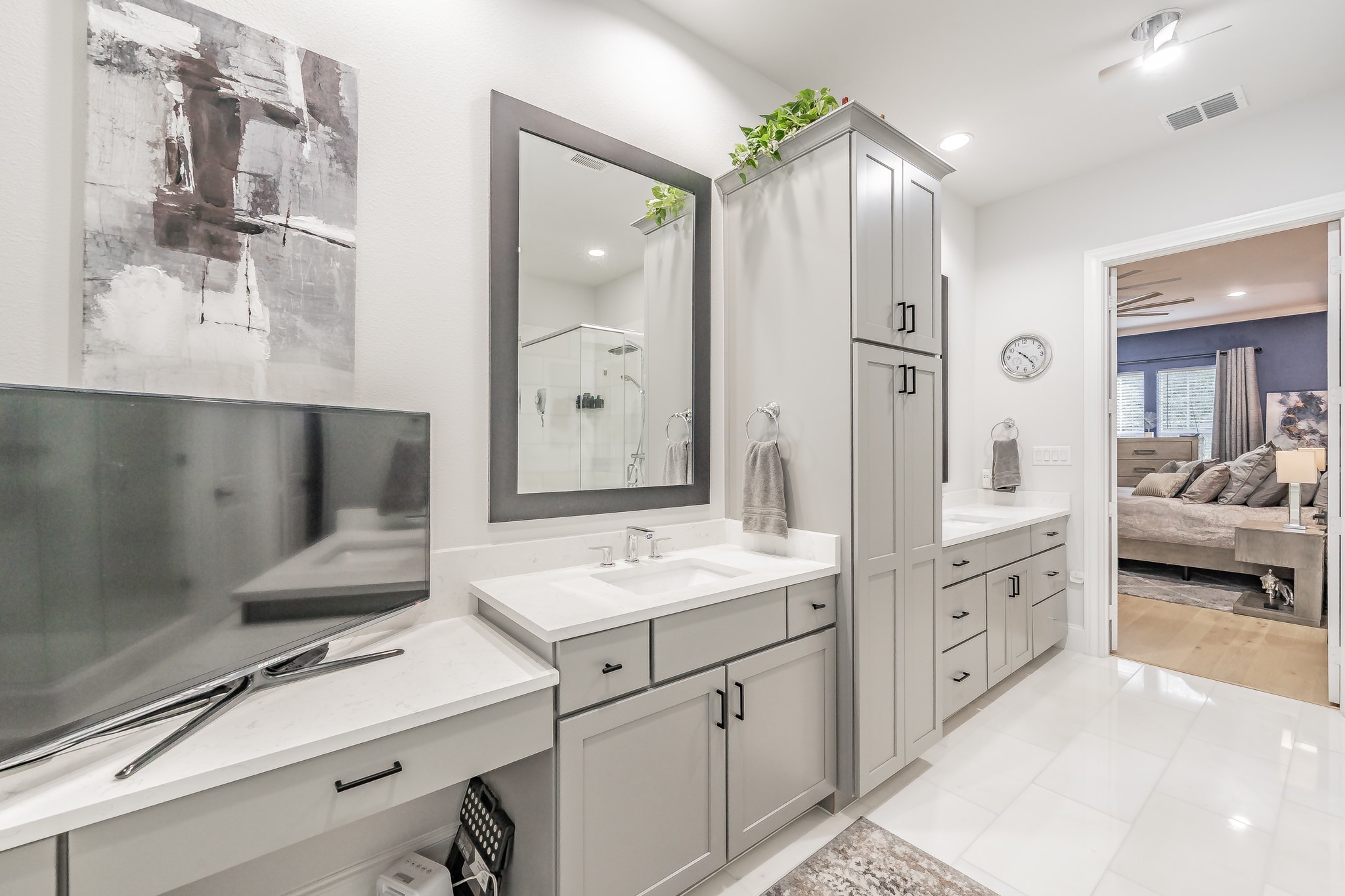 7333 Valley View Lane Dallas TX 75240
