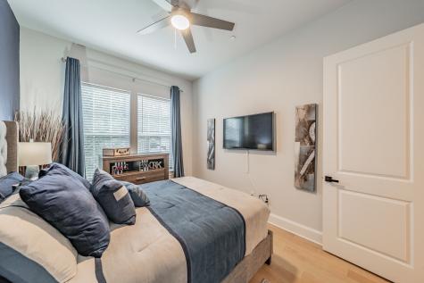 7333 Valley View Lane Dallas TX 75240