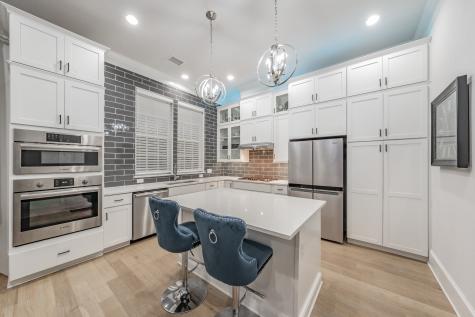 7333 Valley View Lane Dallas TX 75240