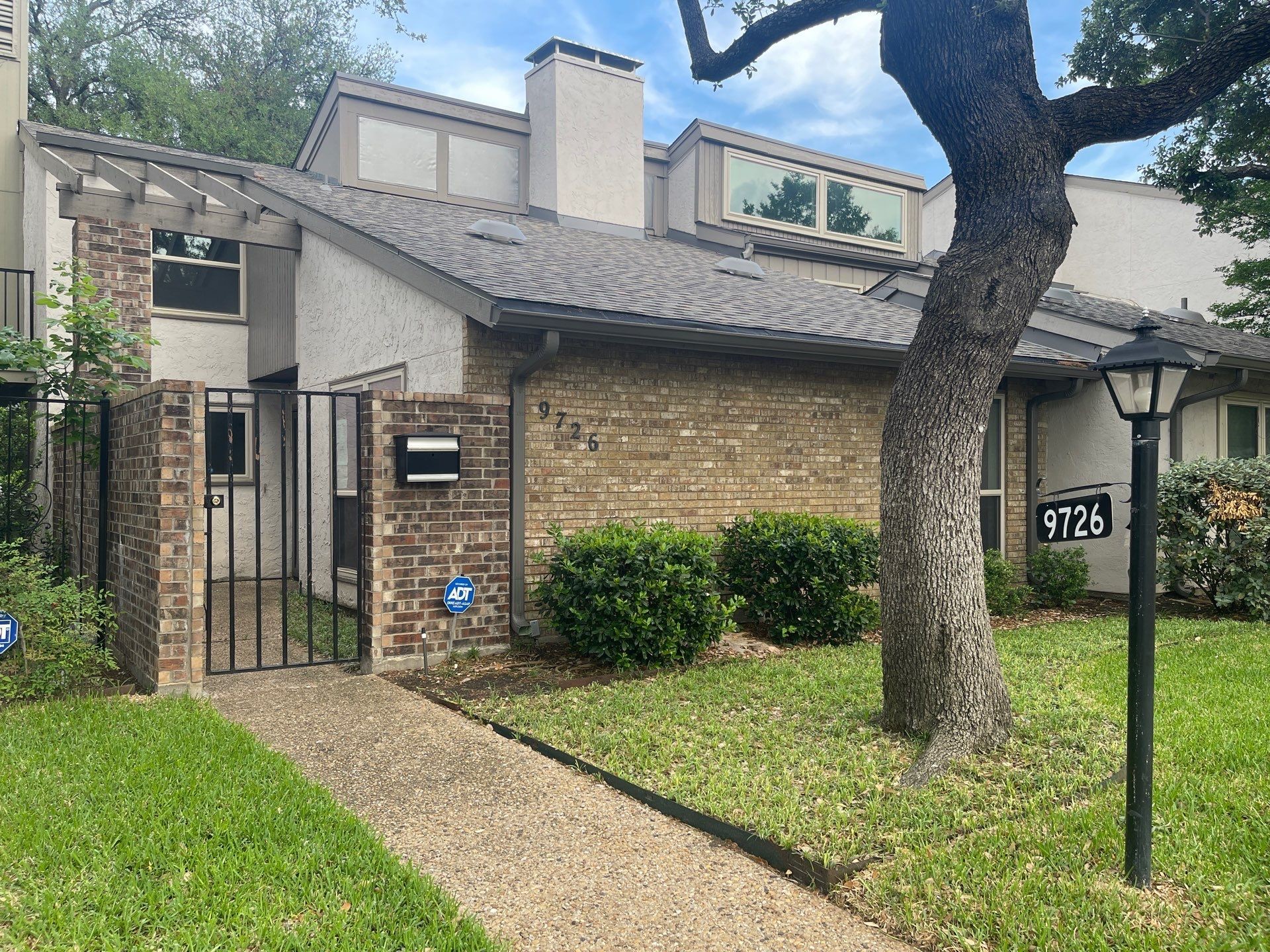 9726 Amberton Parkway Dallas TX 75243