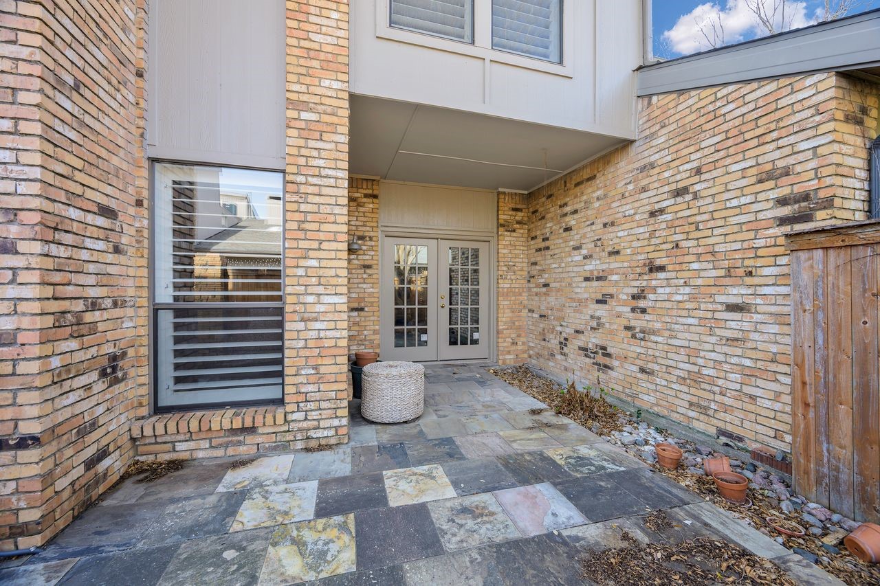 12332 Montego Plaza Dallas TX 75230
