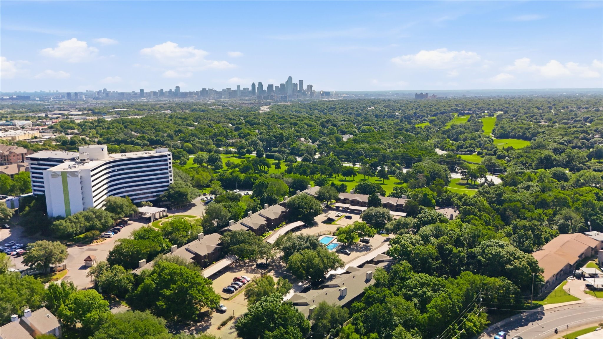 2505 Wedglea Drive Dallas TX 75211