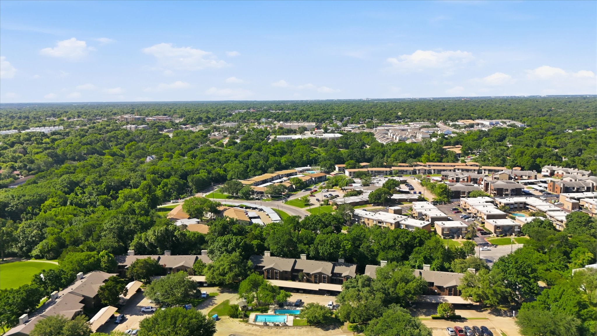 2505 Wedglea Drive Dallas TX 75211
