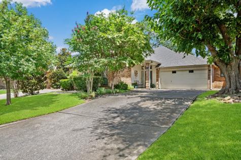 2015 N Saint Andrews Court Arlington TX 76011