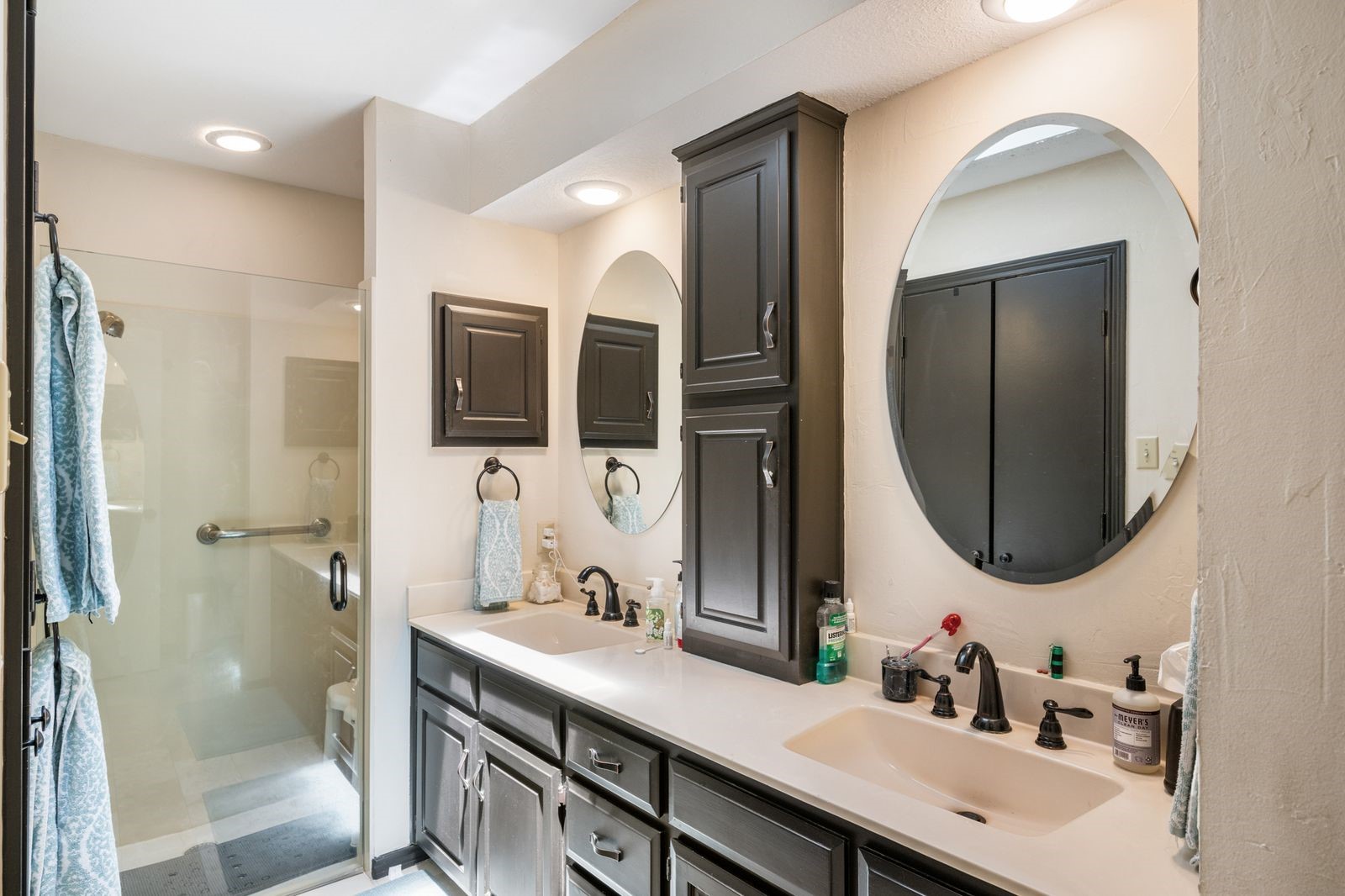 2015 N Saint Andrews Court Arlington TX 76011