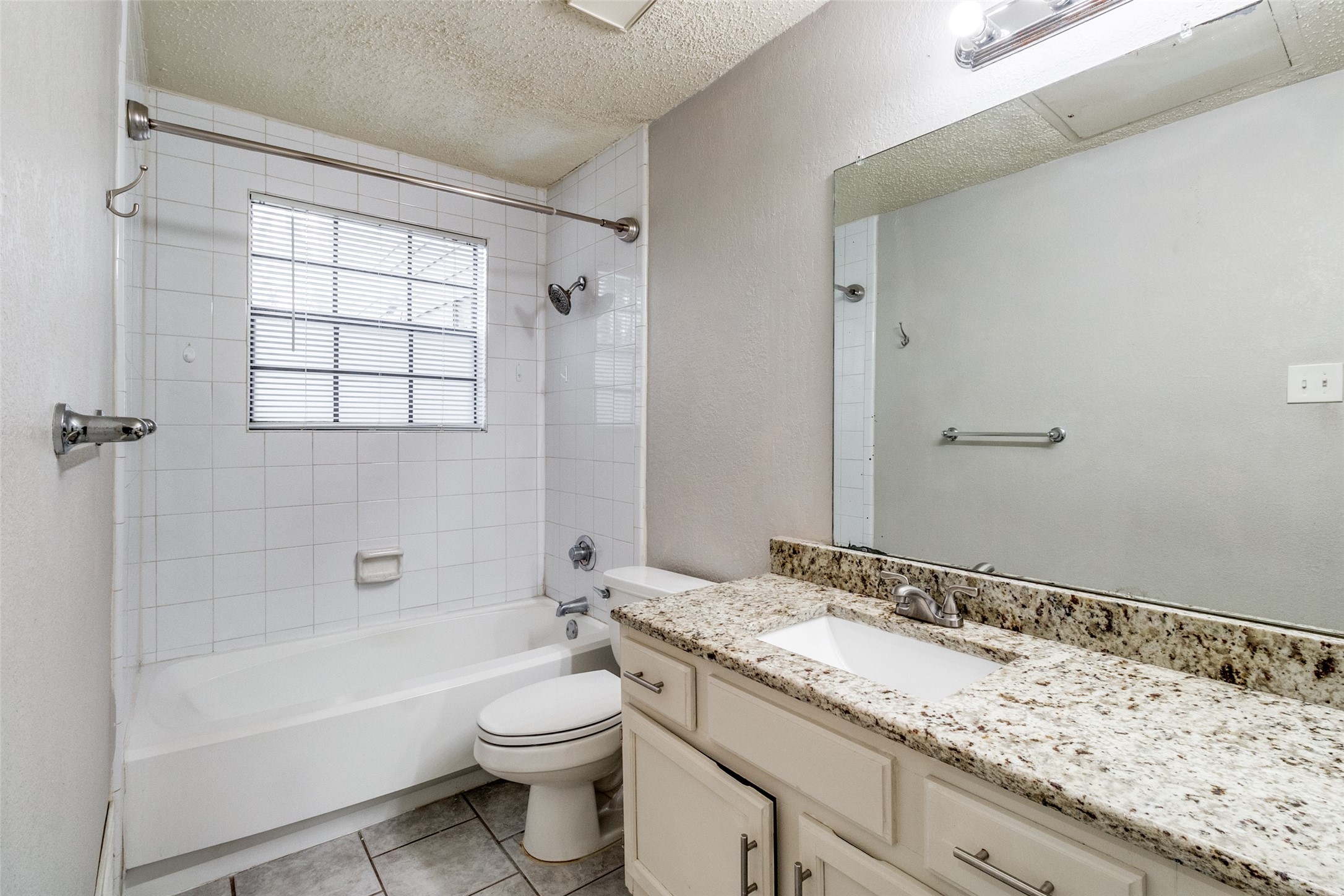 9747 Whitehurst Drive Dallas TX 75243