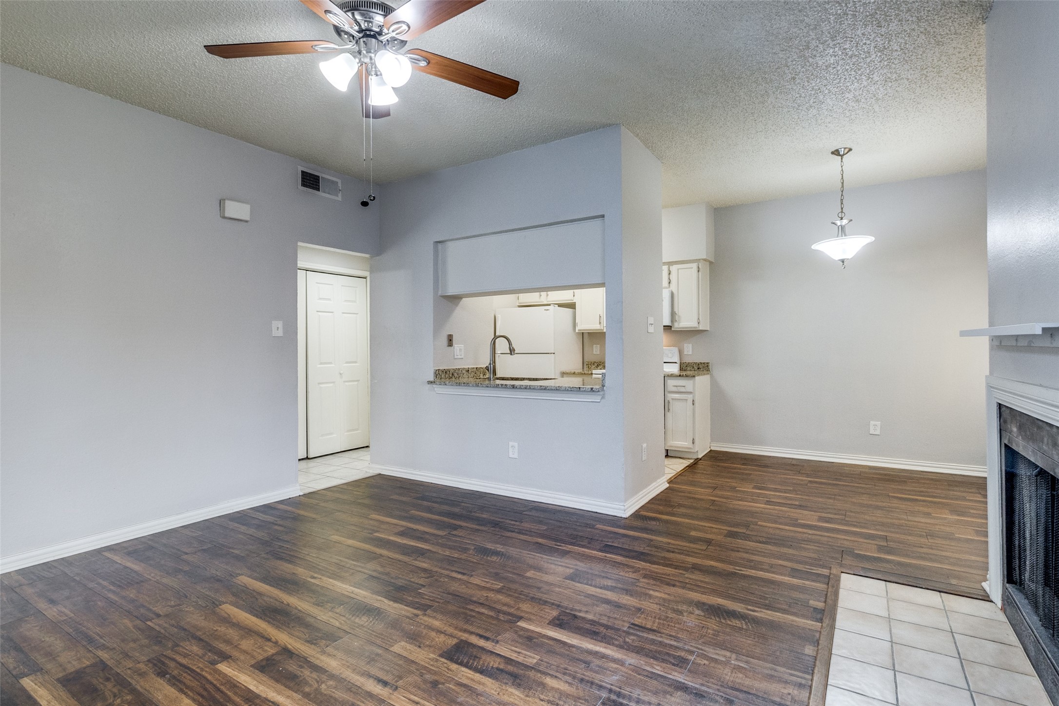 9747 Whitehurst Drive Dallas TX 75243