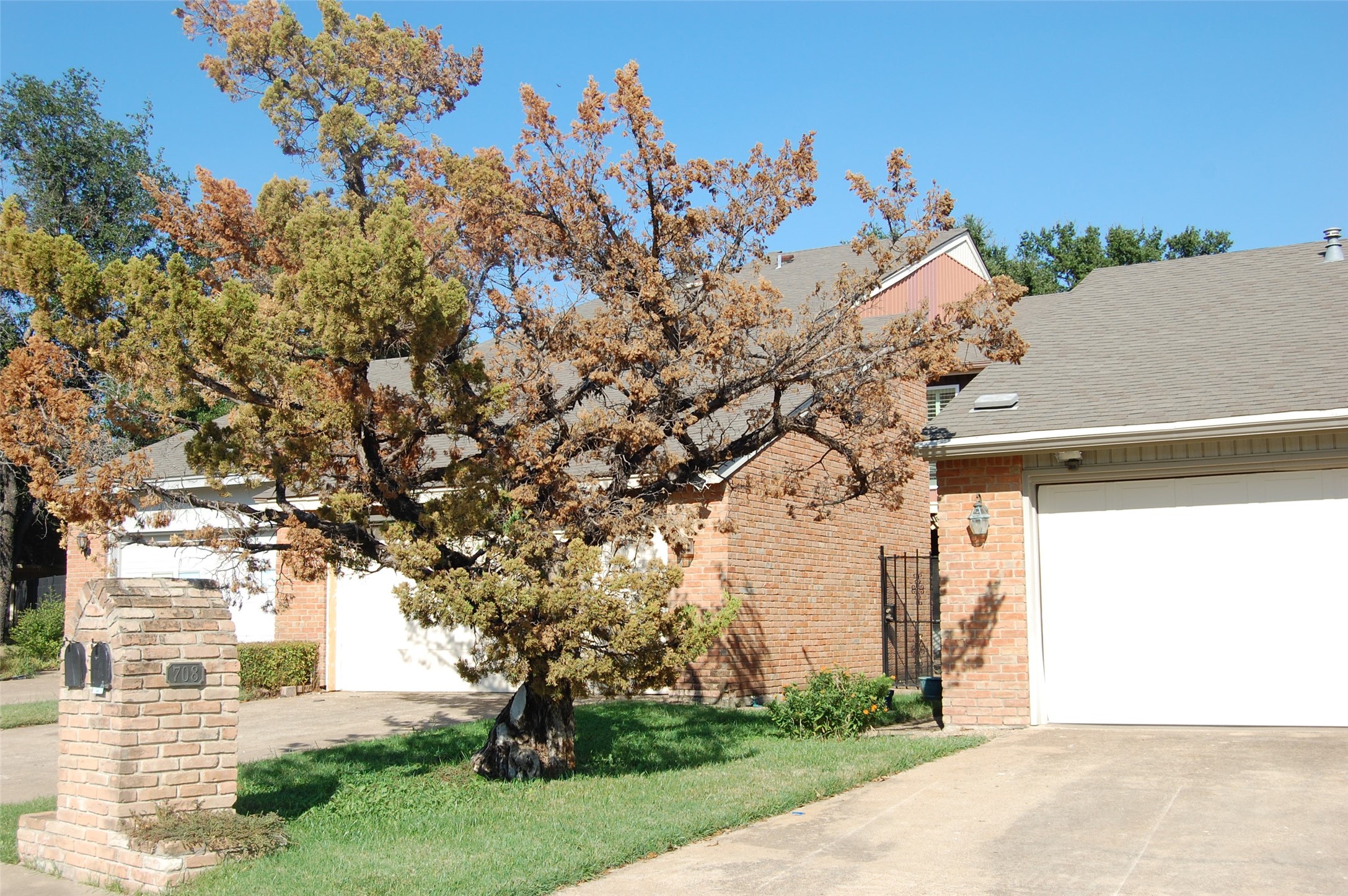708 Carriage Way Duncanville TX 75137
