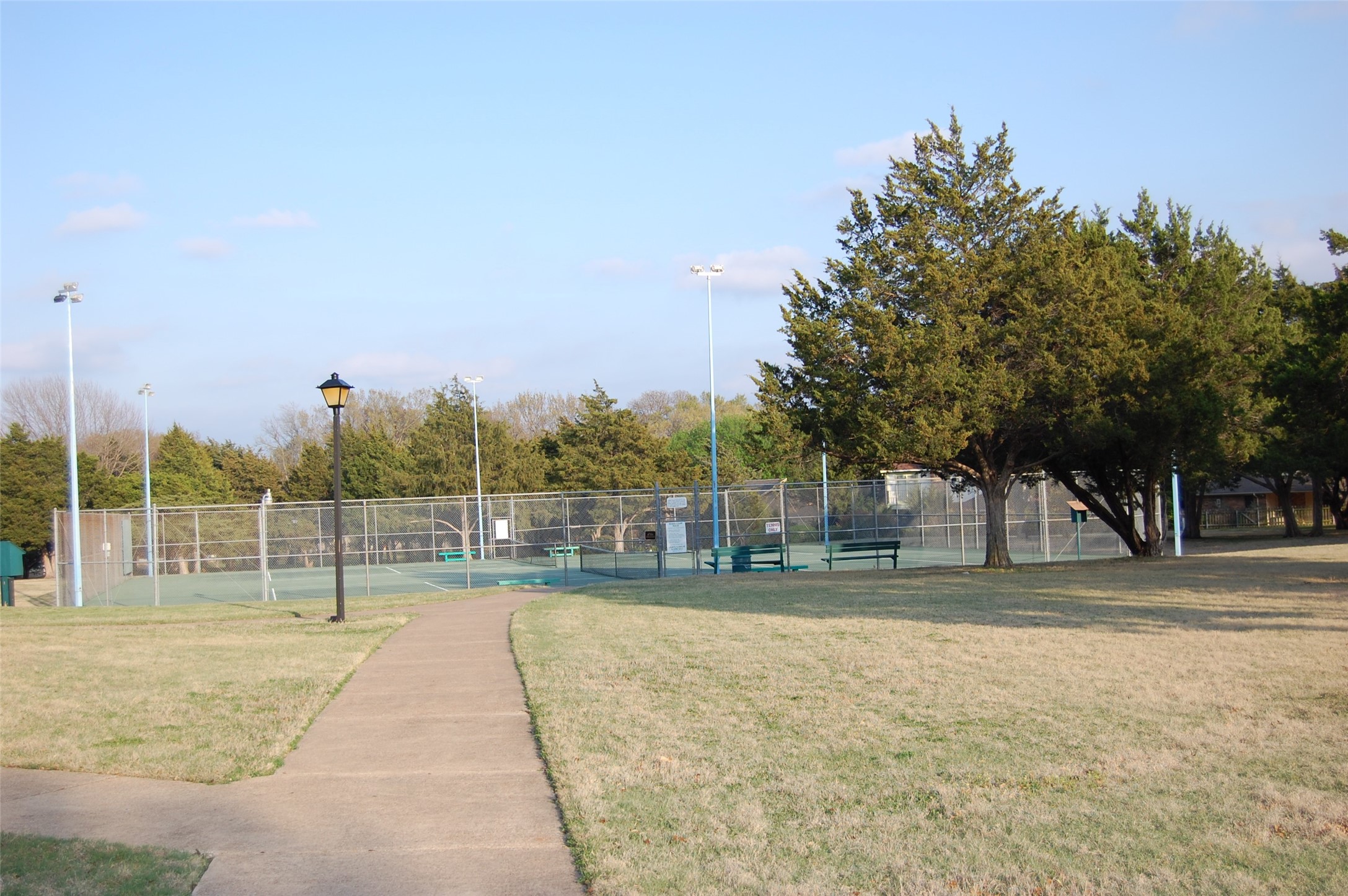 708 Carriage Way Duncanville TX 75137