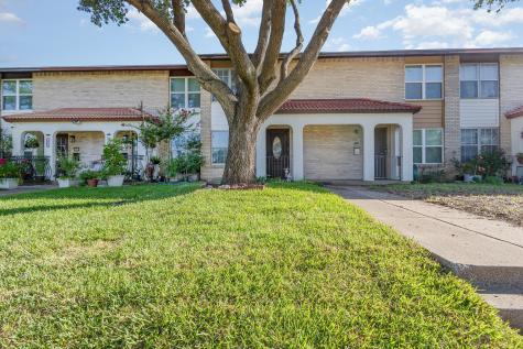 2818 Patricia Lane Garland TX 75041