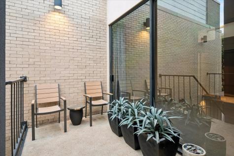 3210 Elizabeth Street Dallas TX 75204