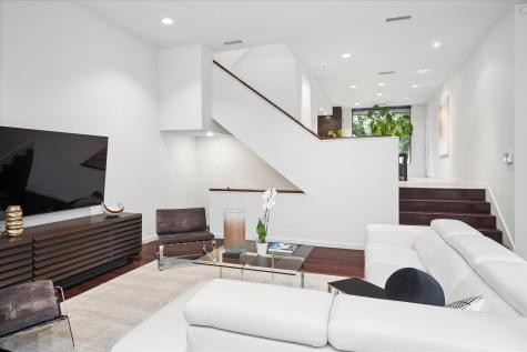 3210 Elizabeth Street Dallas TX 75204