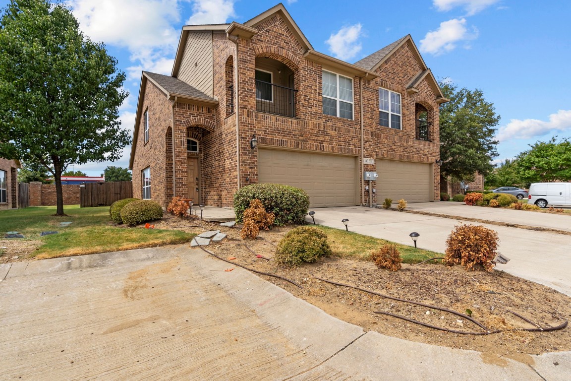 134 Barrington Lane Lewisville TX 75067