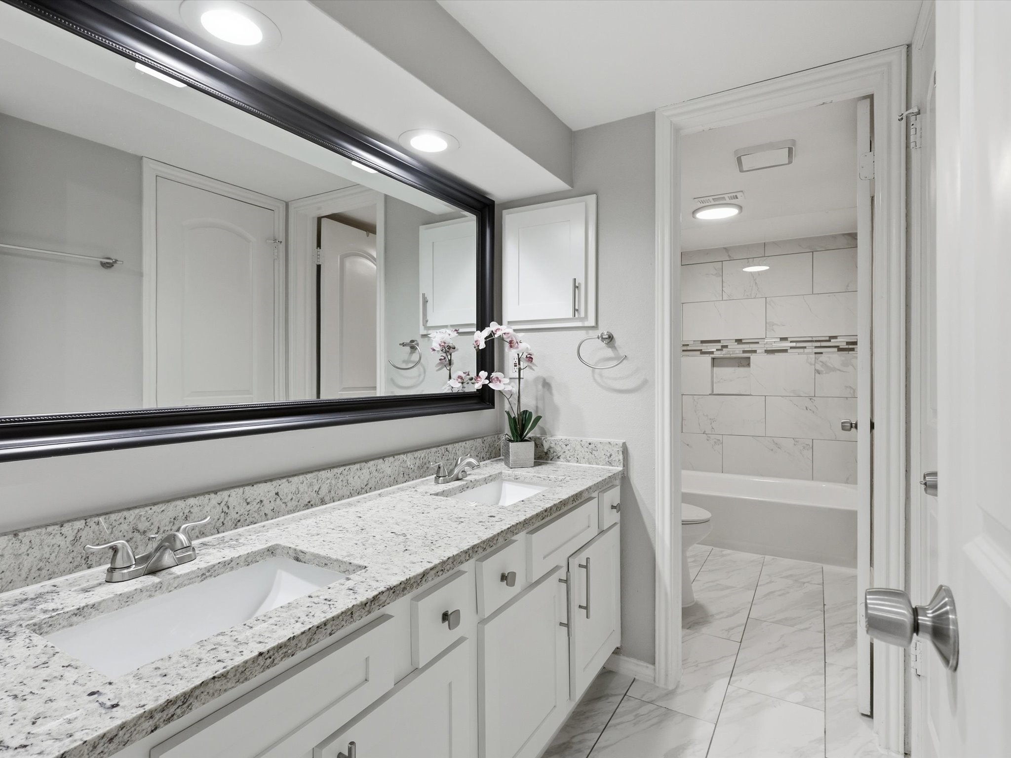 411 Pebble Way Arlington TX 76006