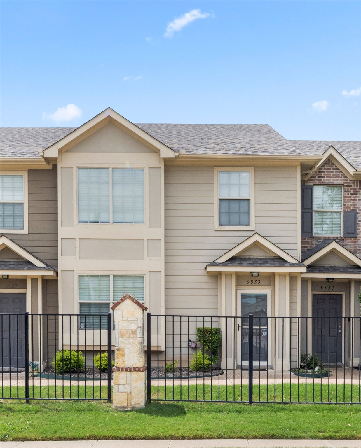 6833 Sandshell Boulevard Fort Worth TX 76137