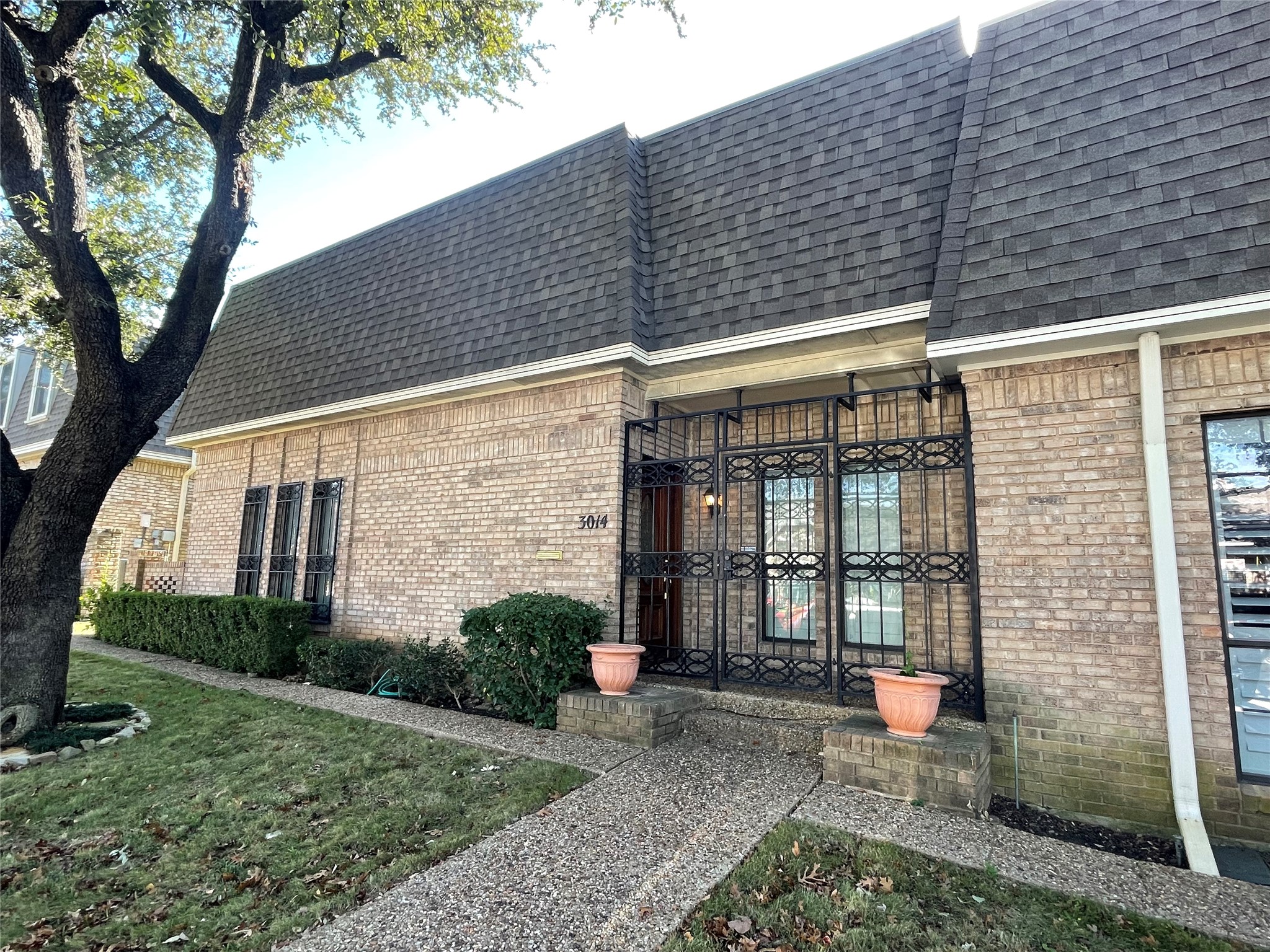 3014 Stonehenge Lane Carrollton TX 75006