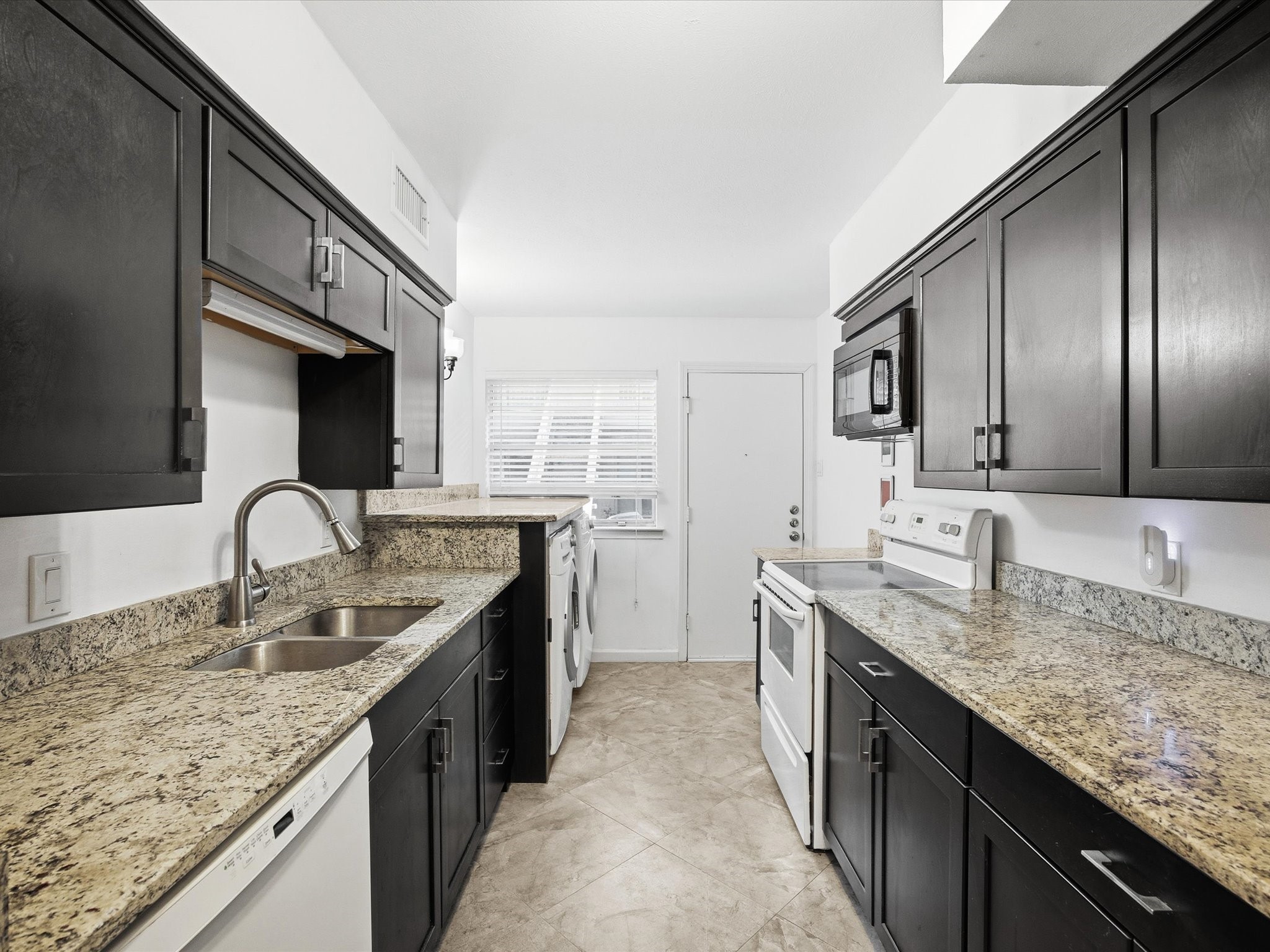 11102 Valleydale Drive Dallas TX 75230
