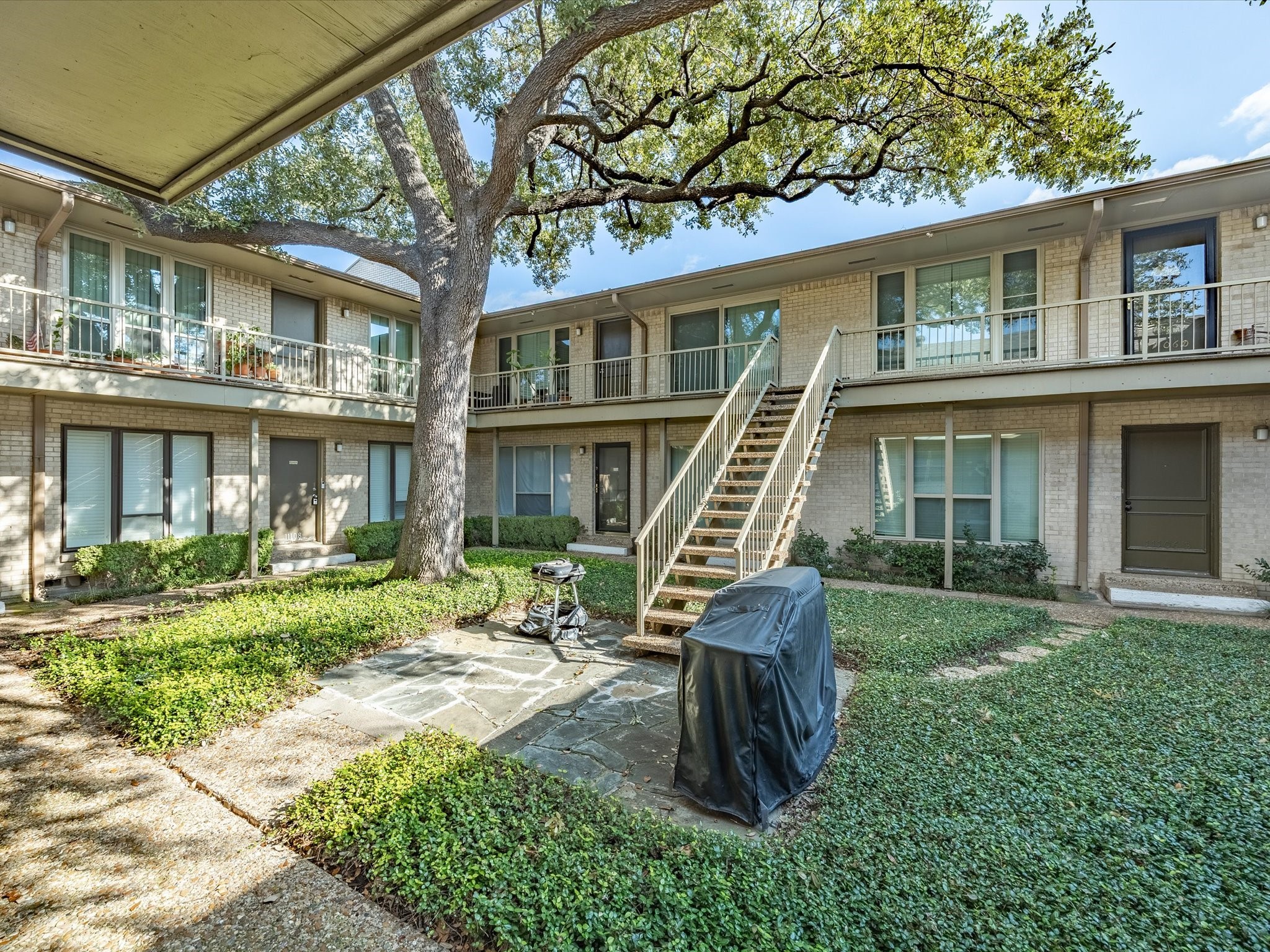 11102 Valleydale Drive Dallas TX 75230