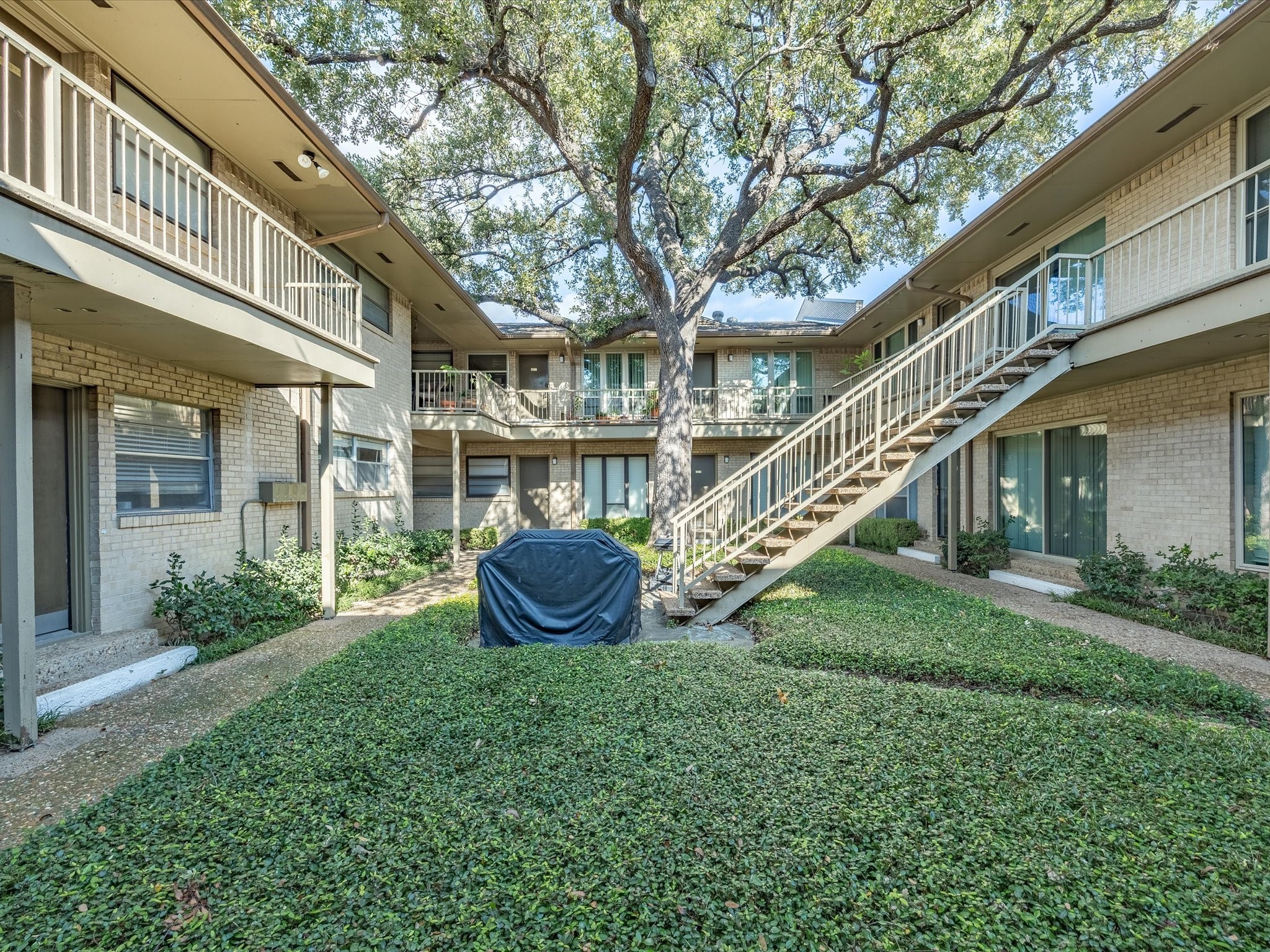 11102 Valleydale Drive Dallas TX 75230