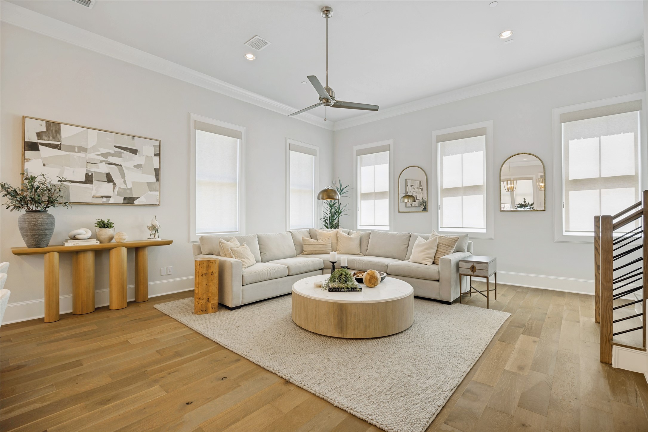 15015 Oak Street Addison TX 75001