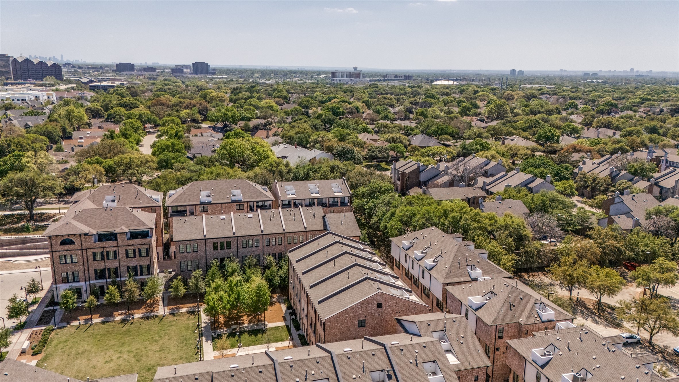 15015 Oak Street Addison TX 75001