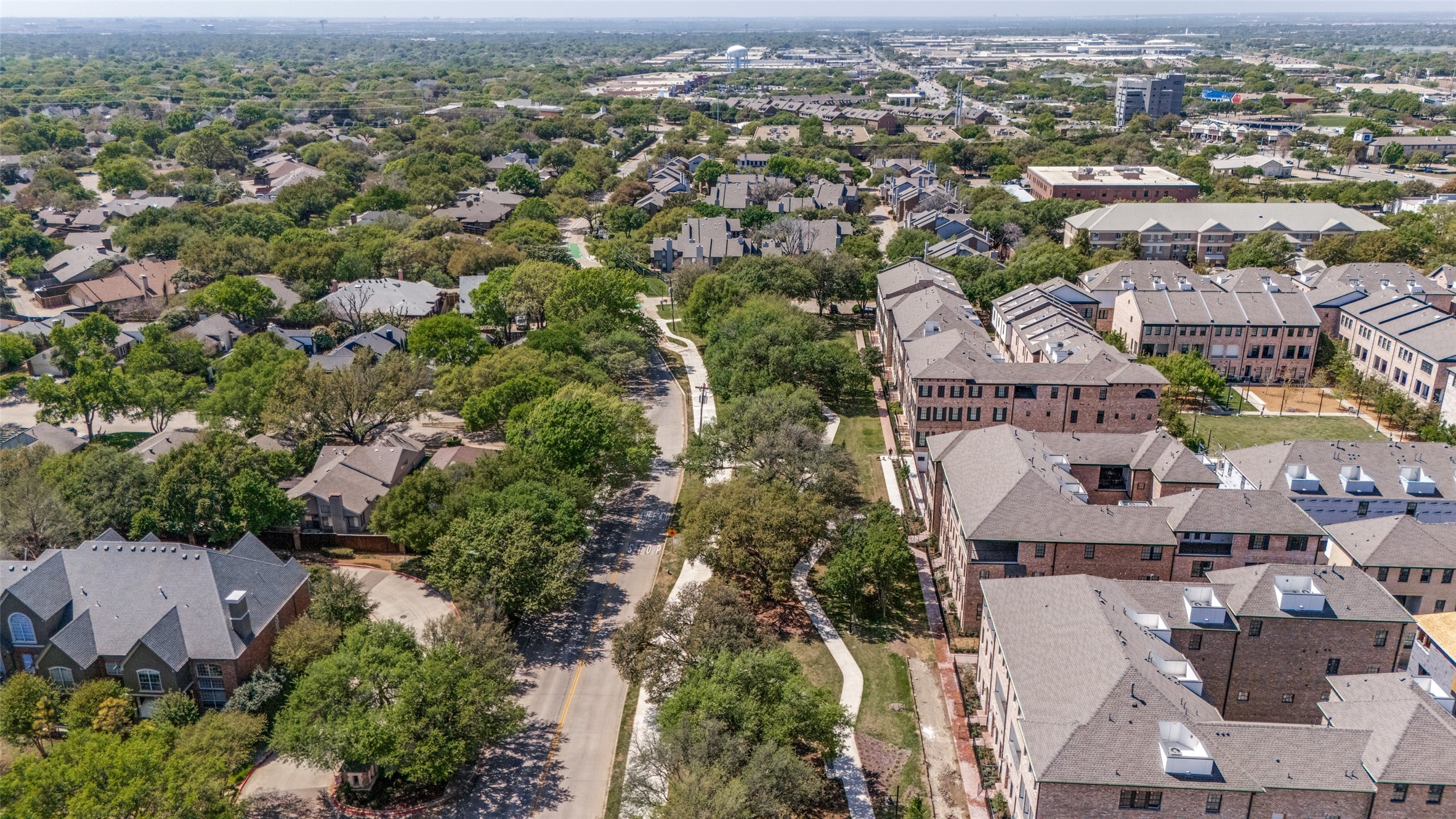 15015 Oak Street Addison TX 75001