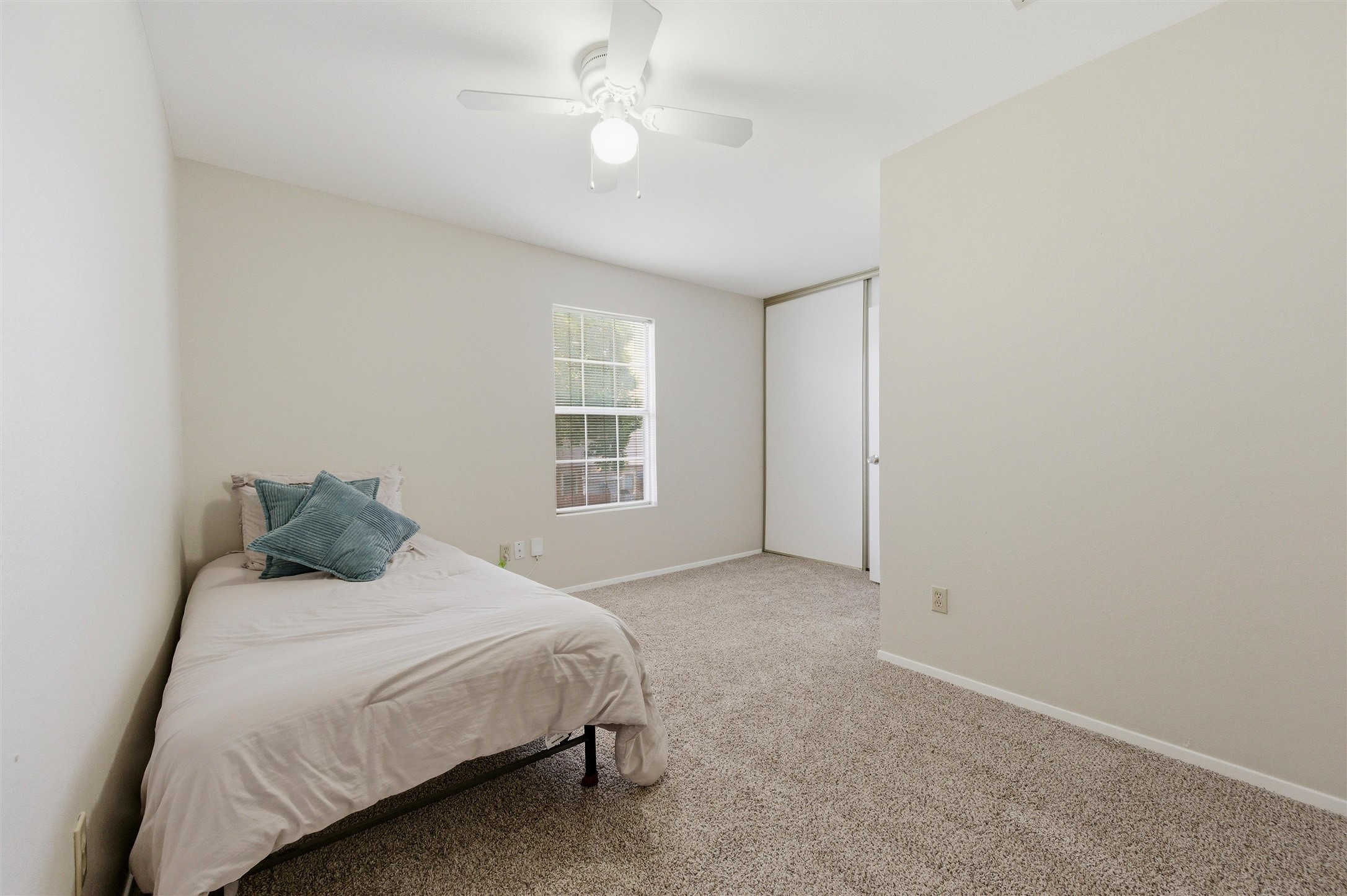 107 Churchill Lane Euless TX 76039