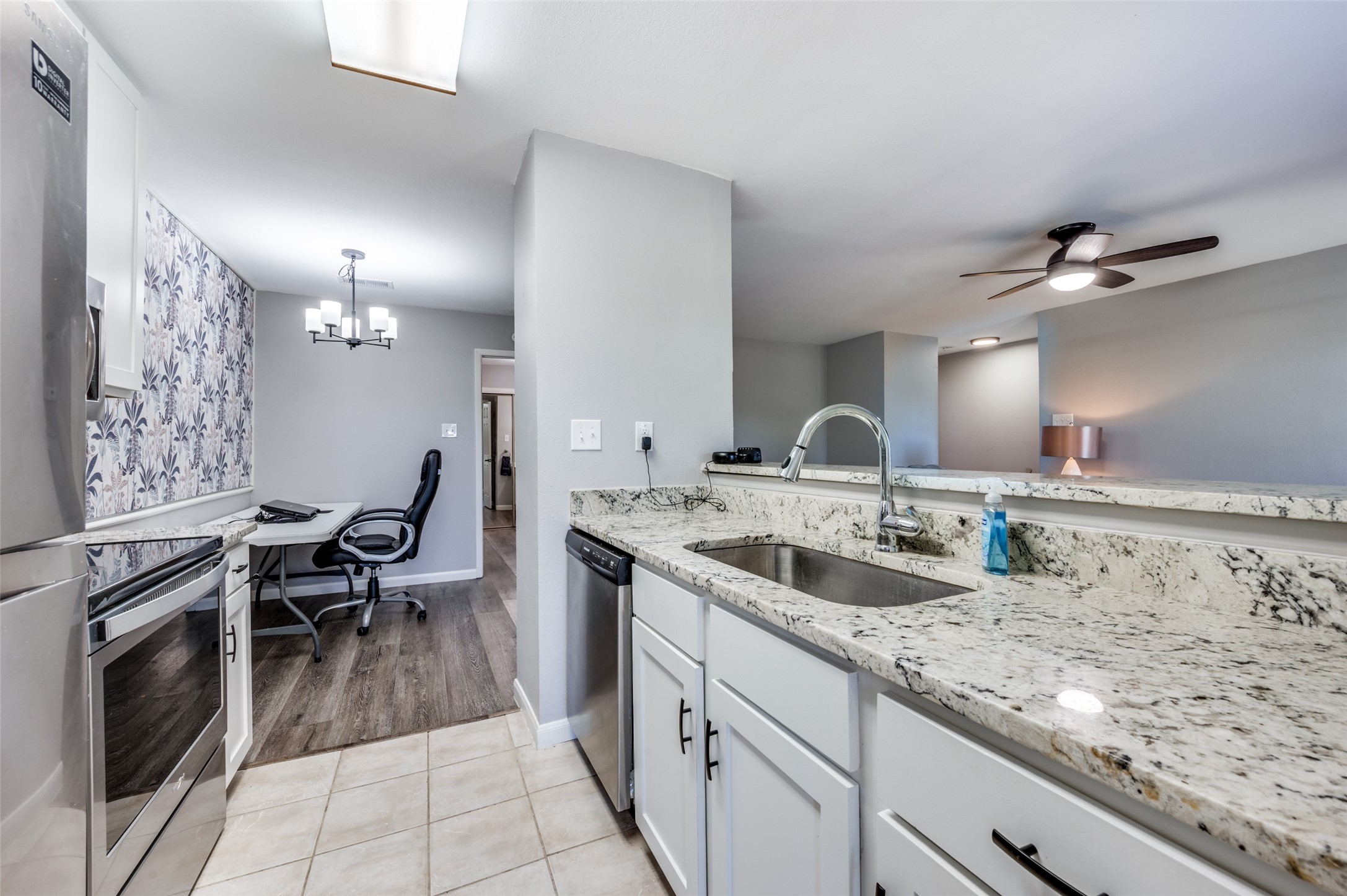 5981 Arapaho Road Dallas TX 75248