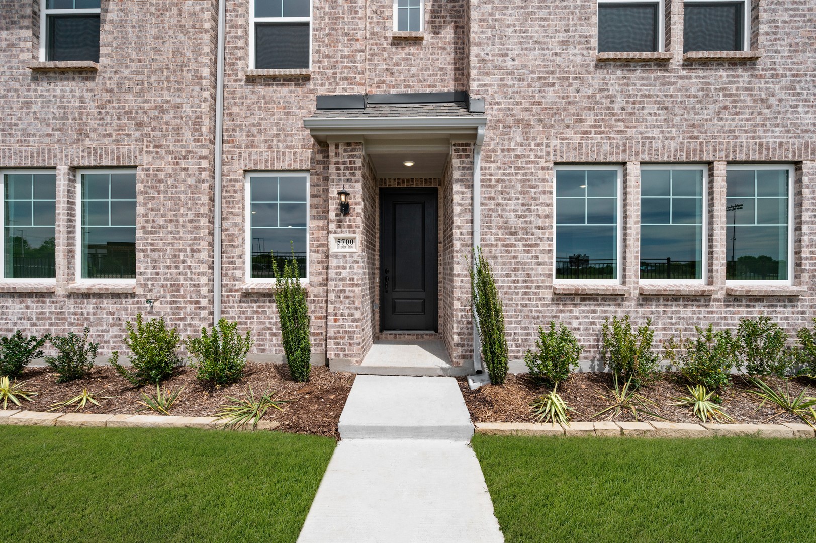 5700 Lakeview Drive Watauga TX 76148
