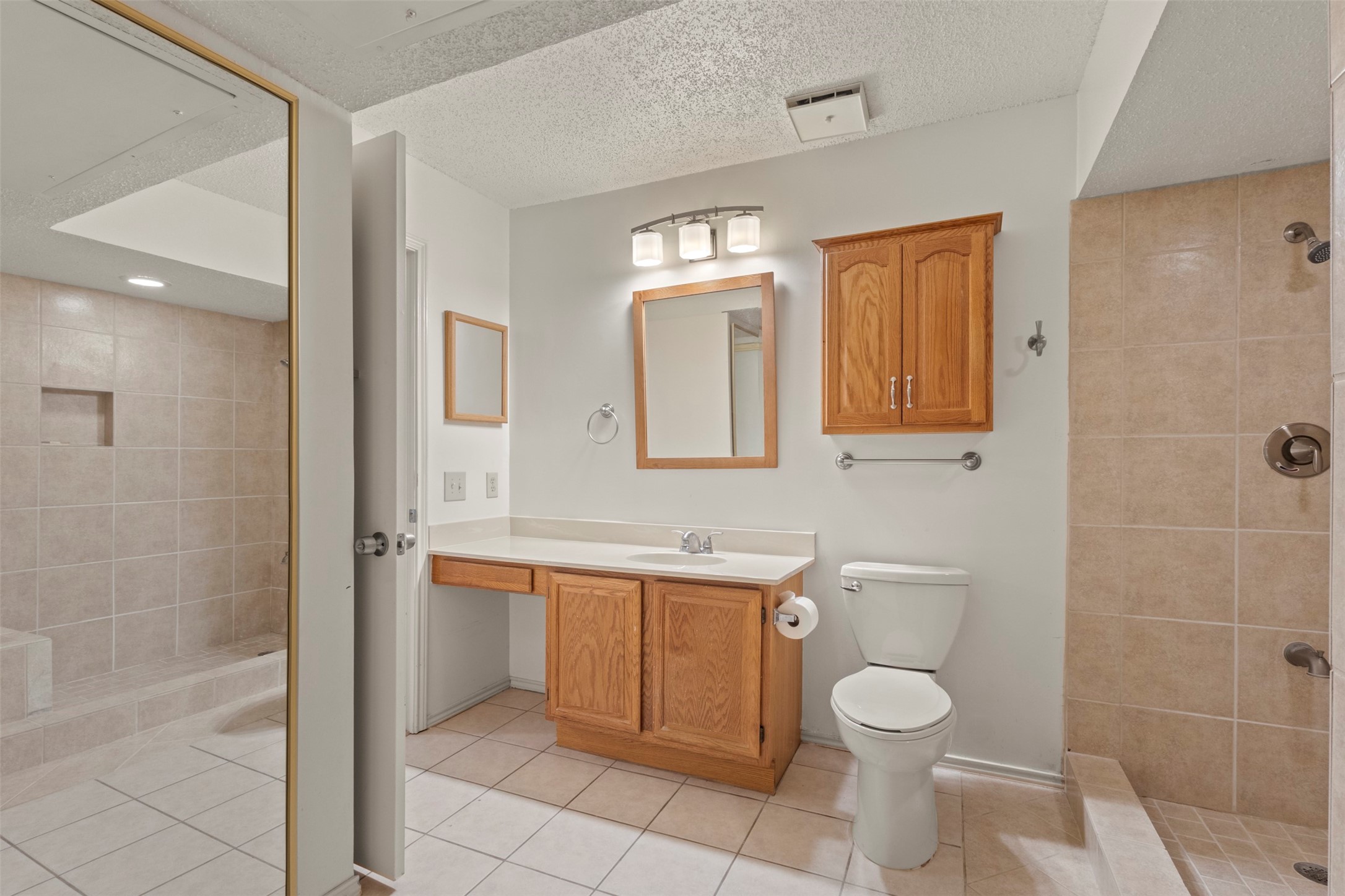 563 Ranch Trail Irving TX 75063