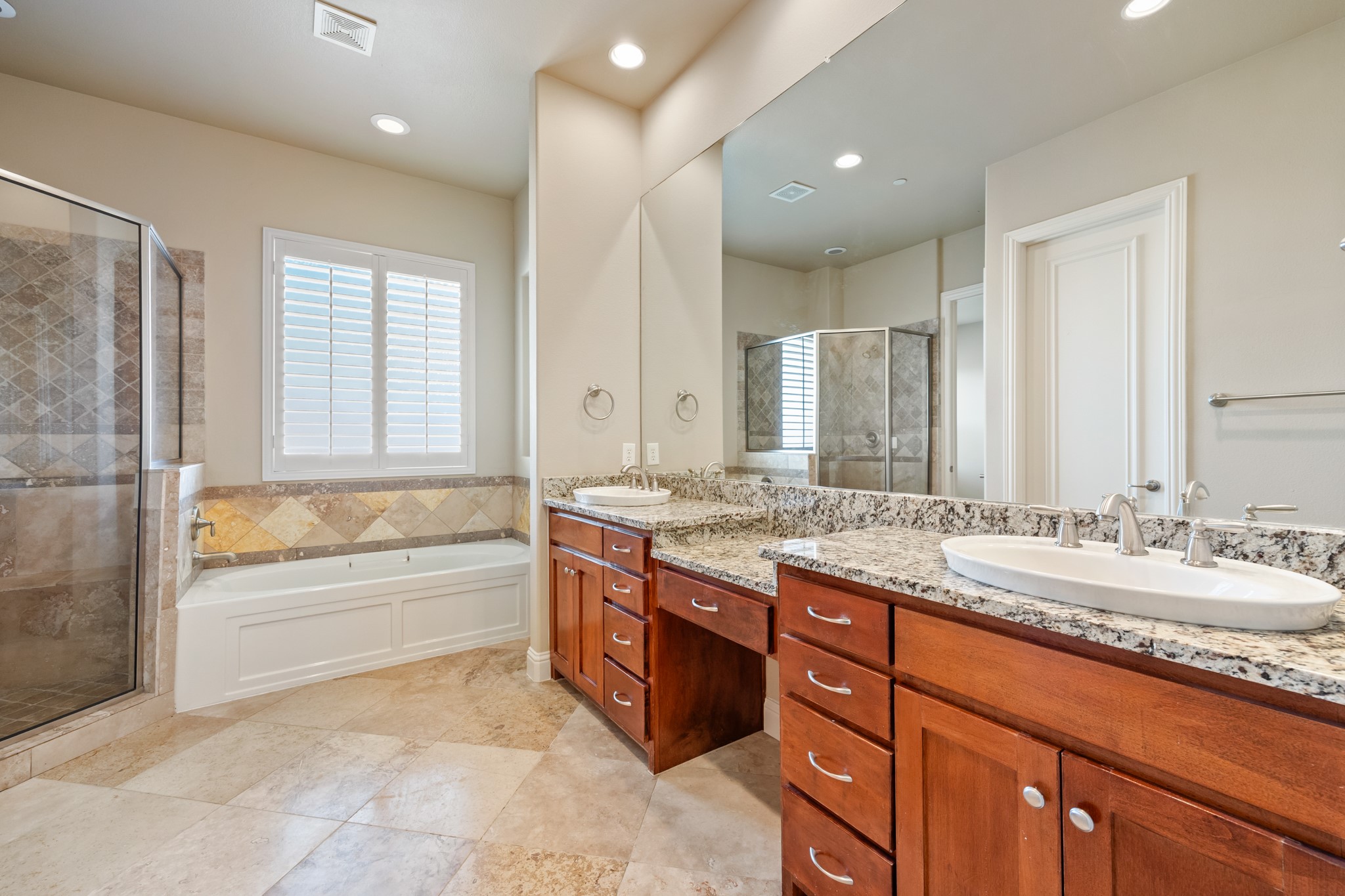 14737 Stanford Court Addison TX 75254