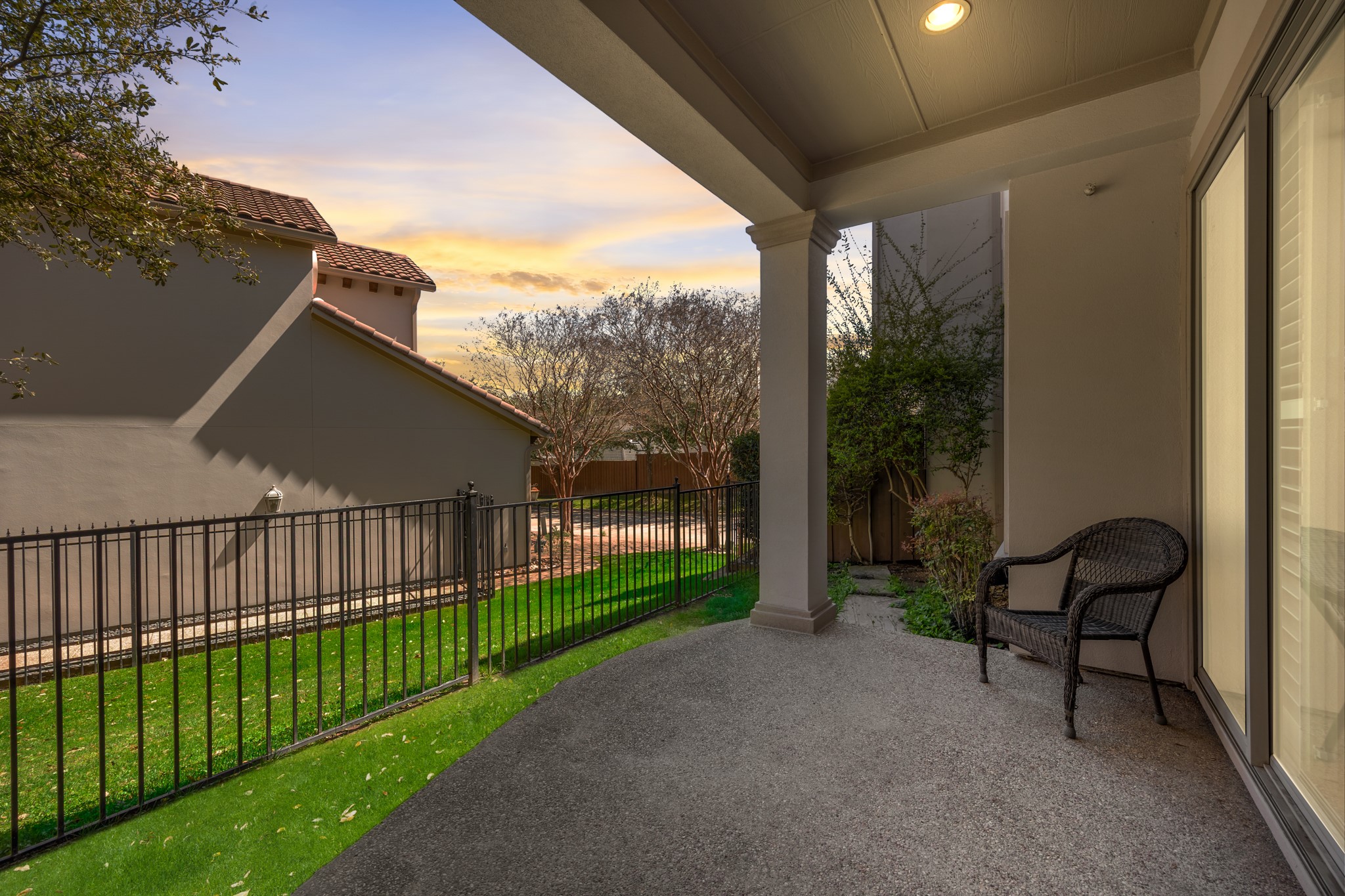 14737 Stanford Court Addison TX 75254