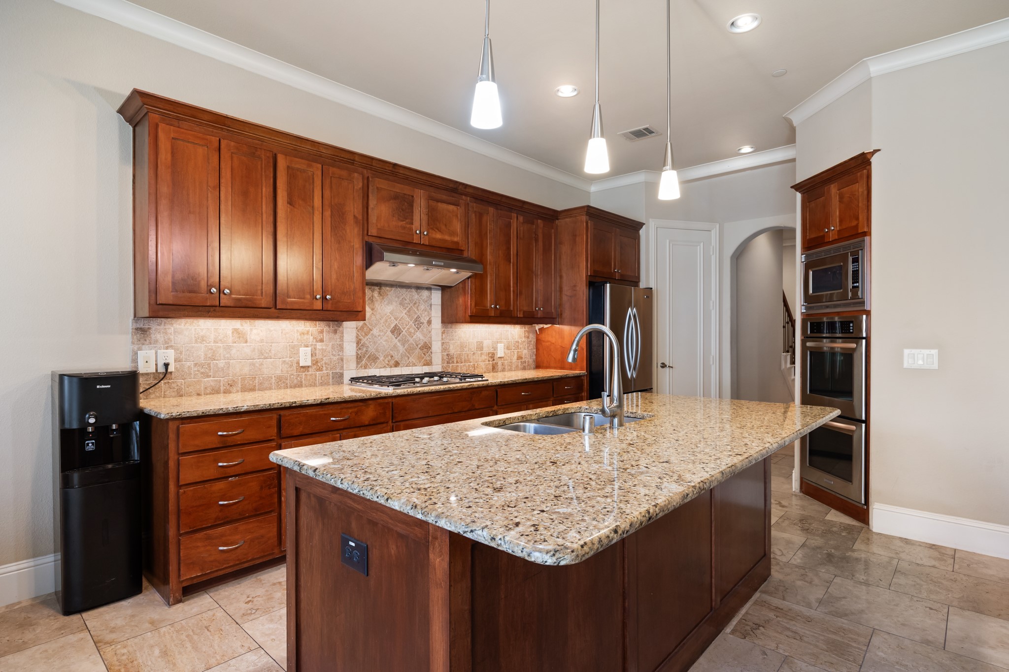 14737 Stanford Court Addison TX 75254
