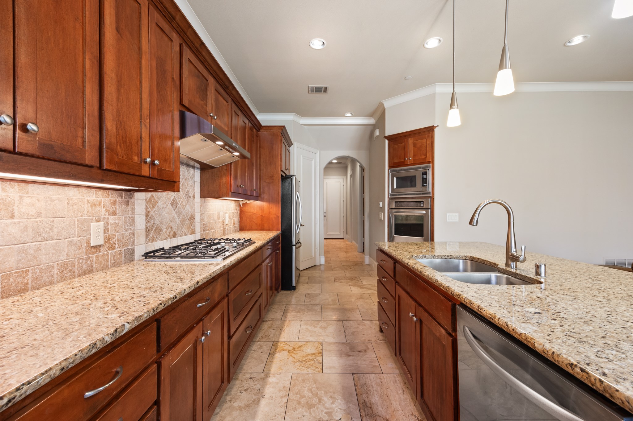 14737 Stanford Court Addison TX 75254