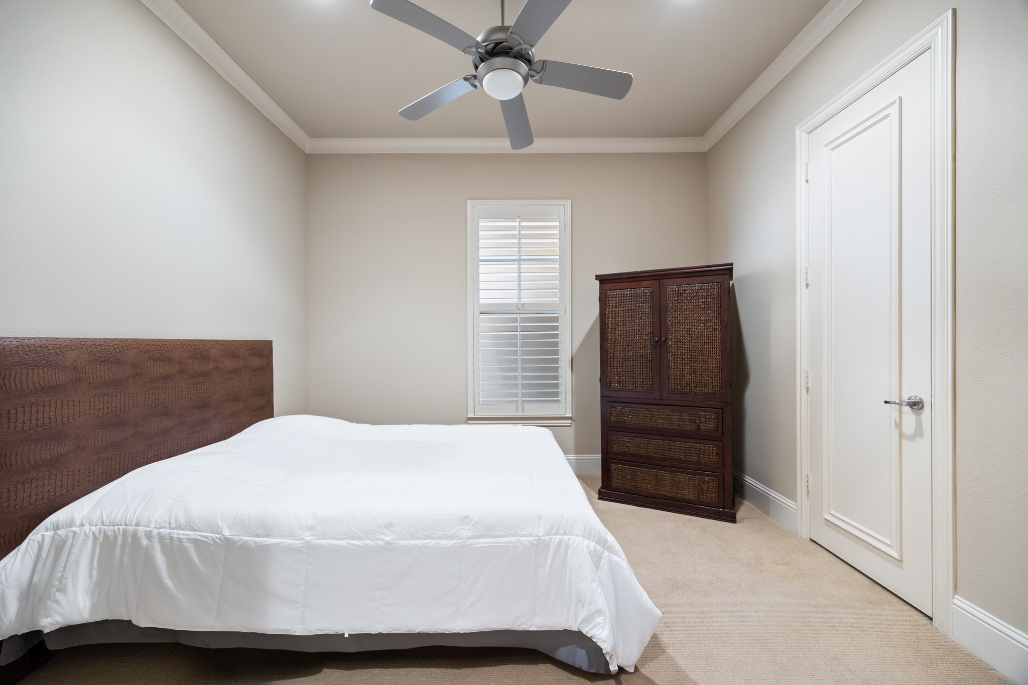 14737 Stanford Court Addison TX 75254