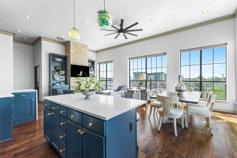 330 Austin Avenue Waco TX 76701